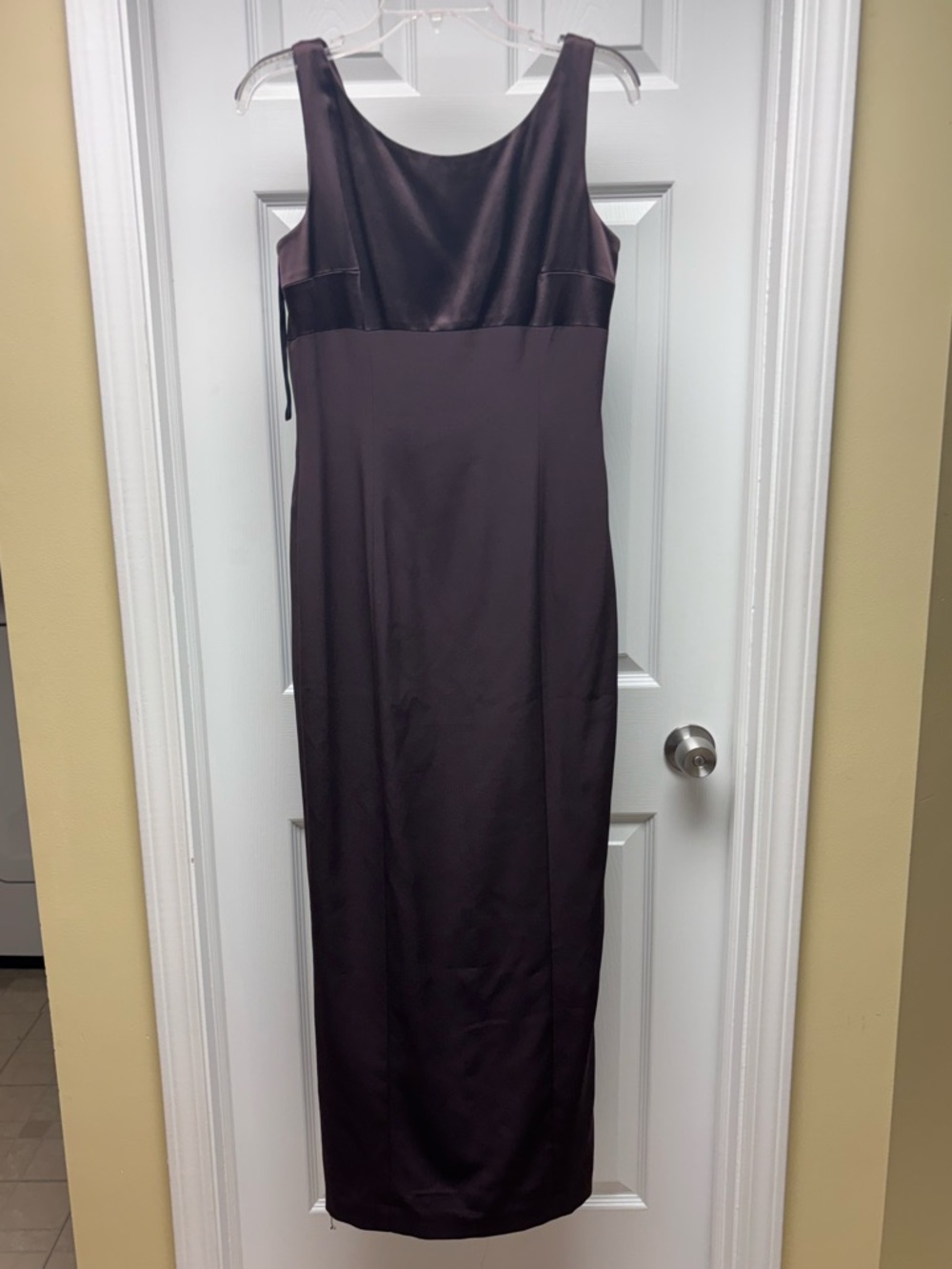 Tahari Brown Satin Maxi Evening Gown Dress Size 10 Elegant Formal Occasion